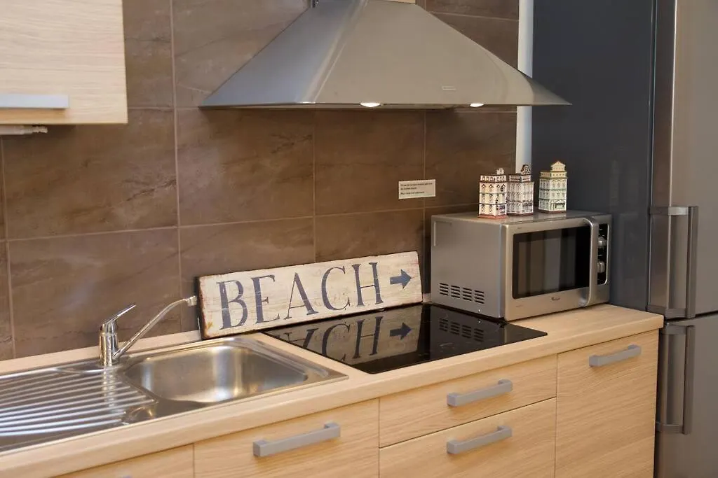 Aelia Luxury Apartment With Private Entrance Karavomylos