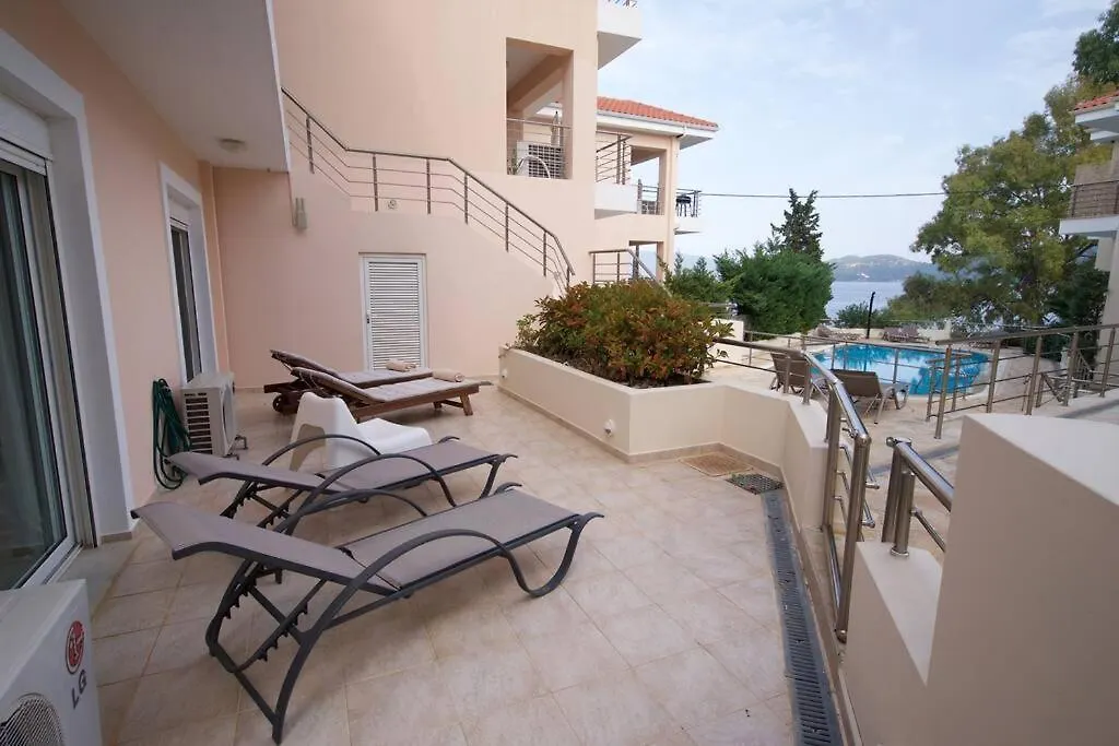 Aelia Luxury Apartment With Private Entrance Karavomylos