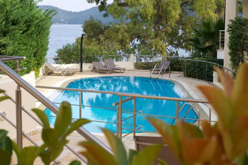 Aelia Luxury Apartment With Private Entrance Karavomylos Grecia